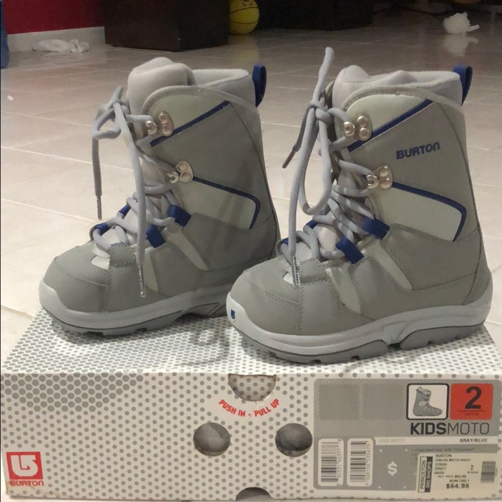 KIDSMOTO SNOWBOARDING BOOTS